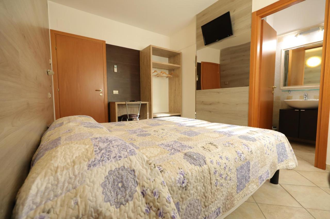 Il Villino Agriturismo B&B Belforte del Chienti 外观 照片