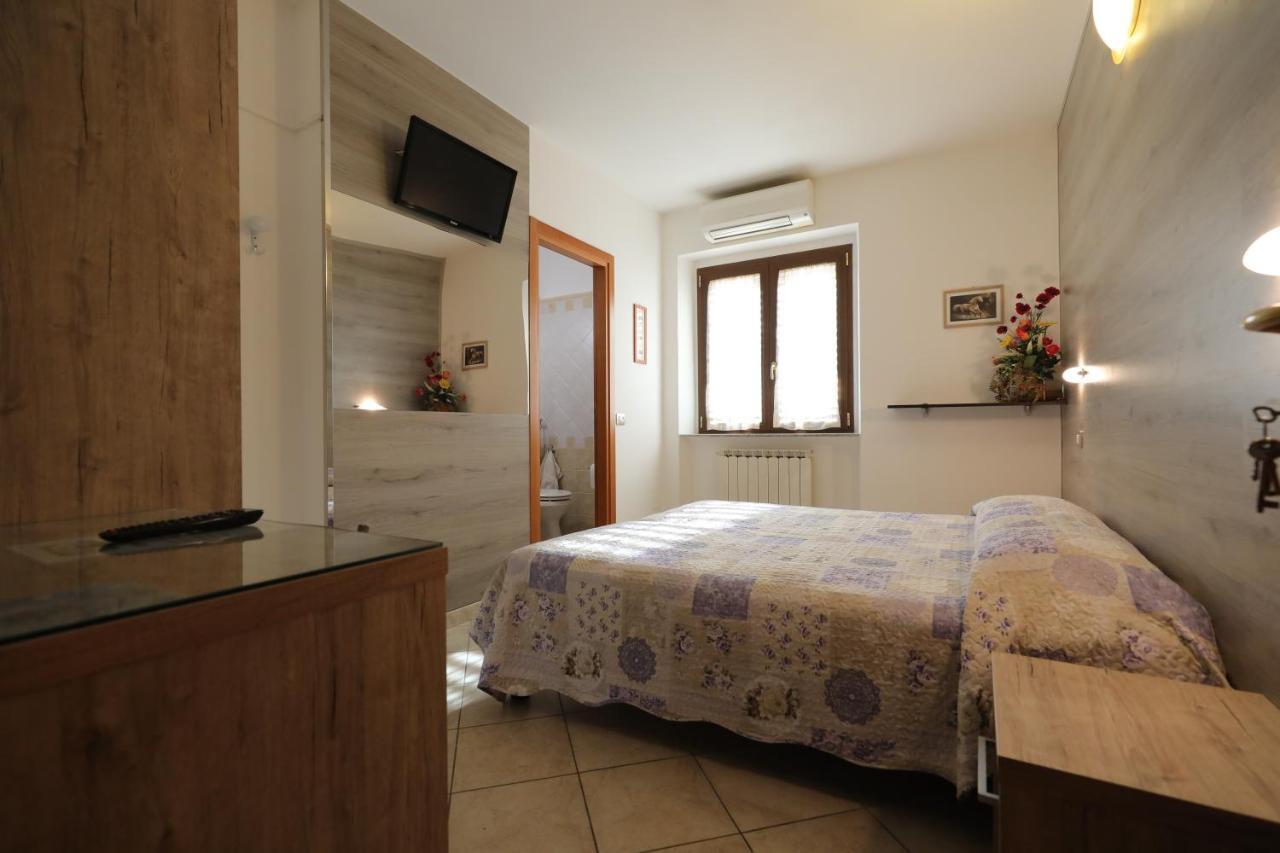 Il Villino Agriturismo B&B Belforte del Chienti 外观 照片